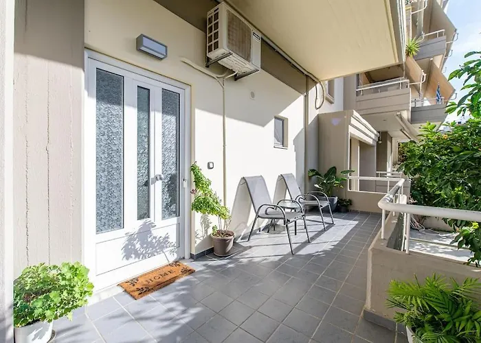 Elegant Fully Equipped Apartment Near City Centre