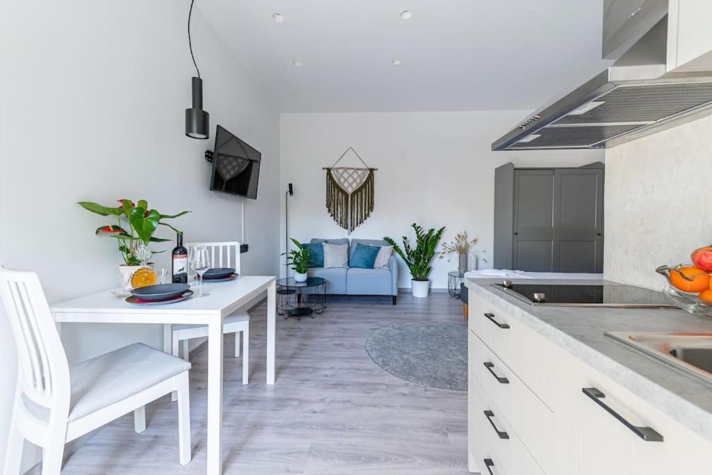 Appartement Elegant Fully Equipped Near Centre *